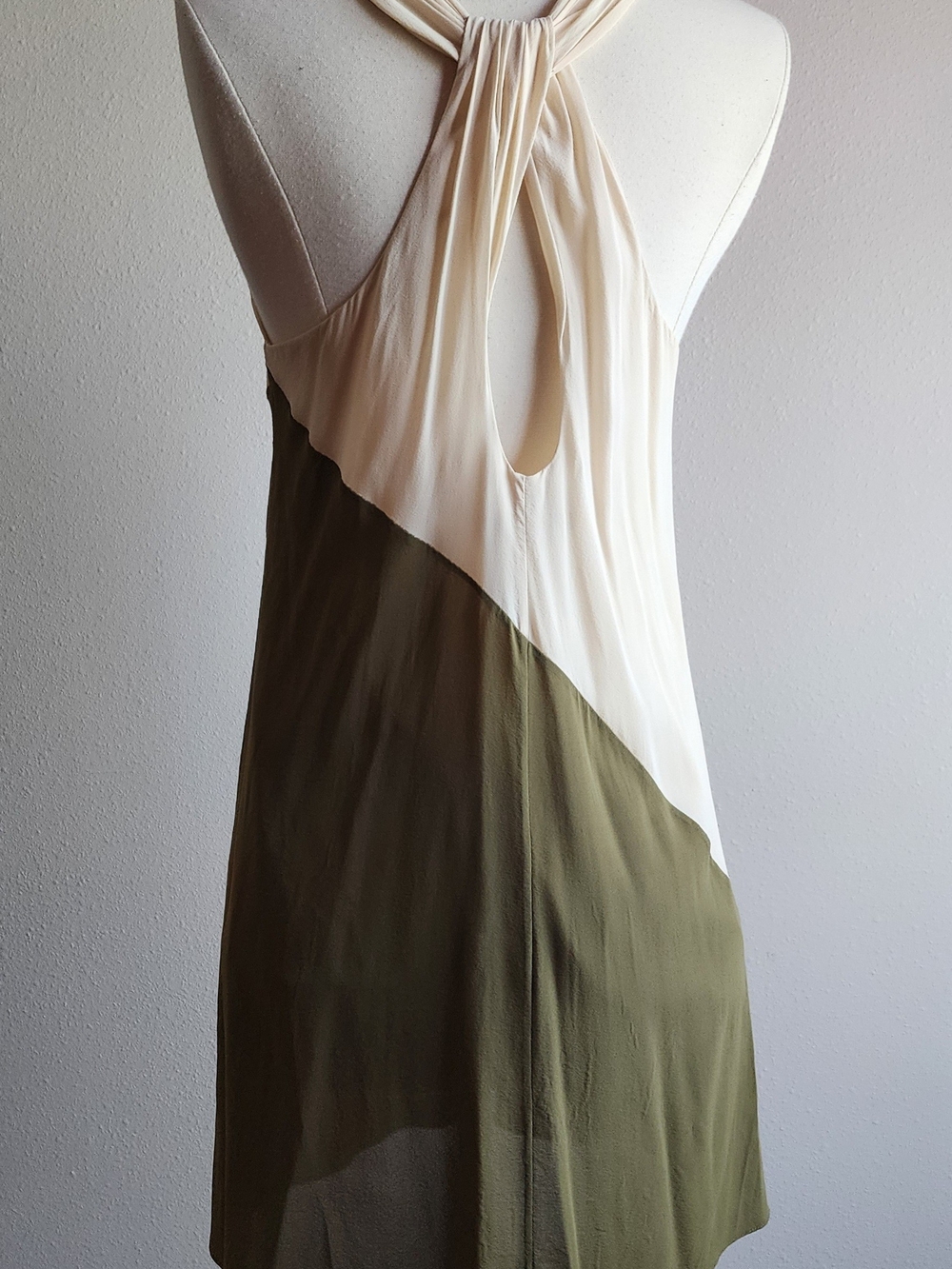 Alice + Olivia Colorblock Silk Cream and Olive Mini Dress XS - Picture 5 of 6